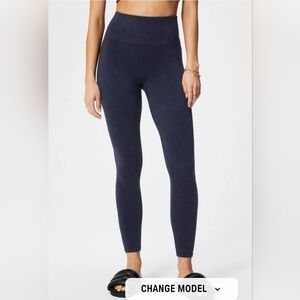 Fabletics Cloud Seamless High-Waisted Legging